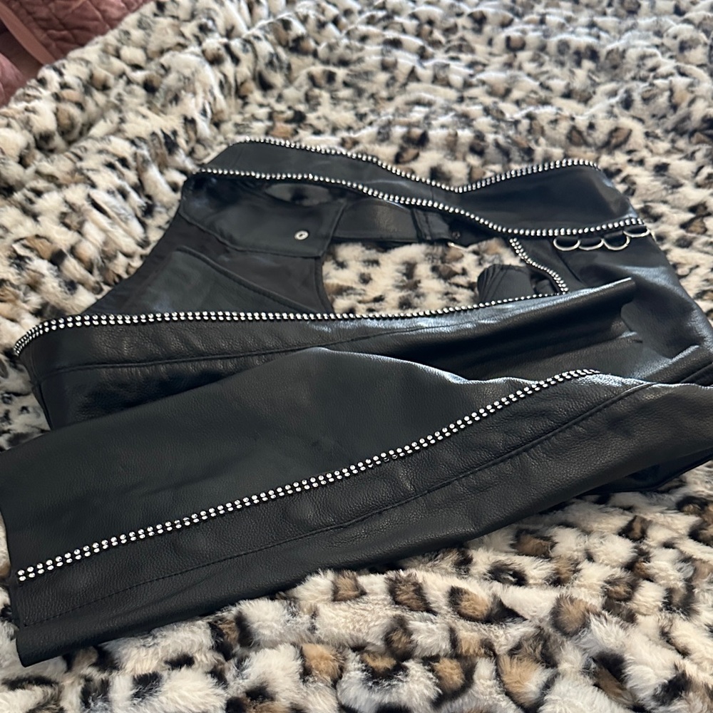 Elegant Black Rhinestones Studded Women's riding chaps